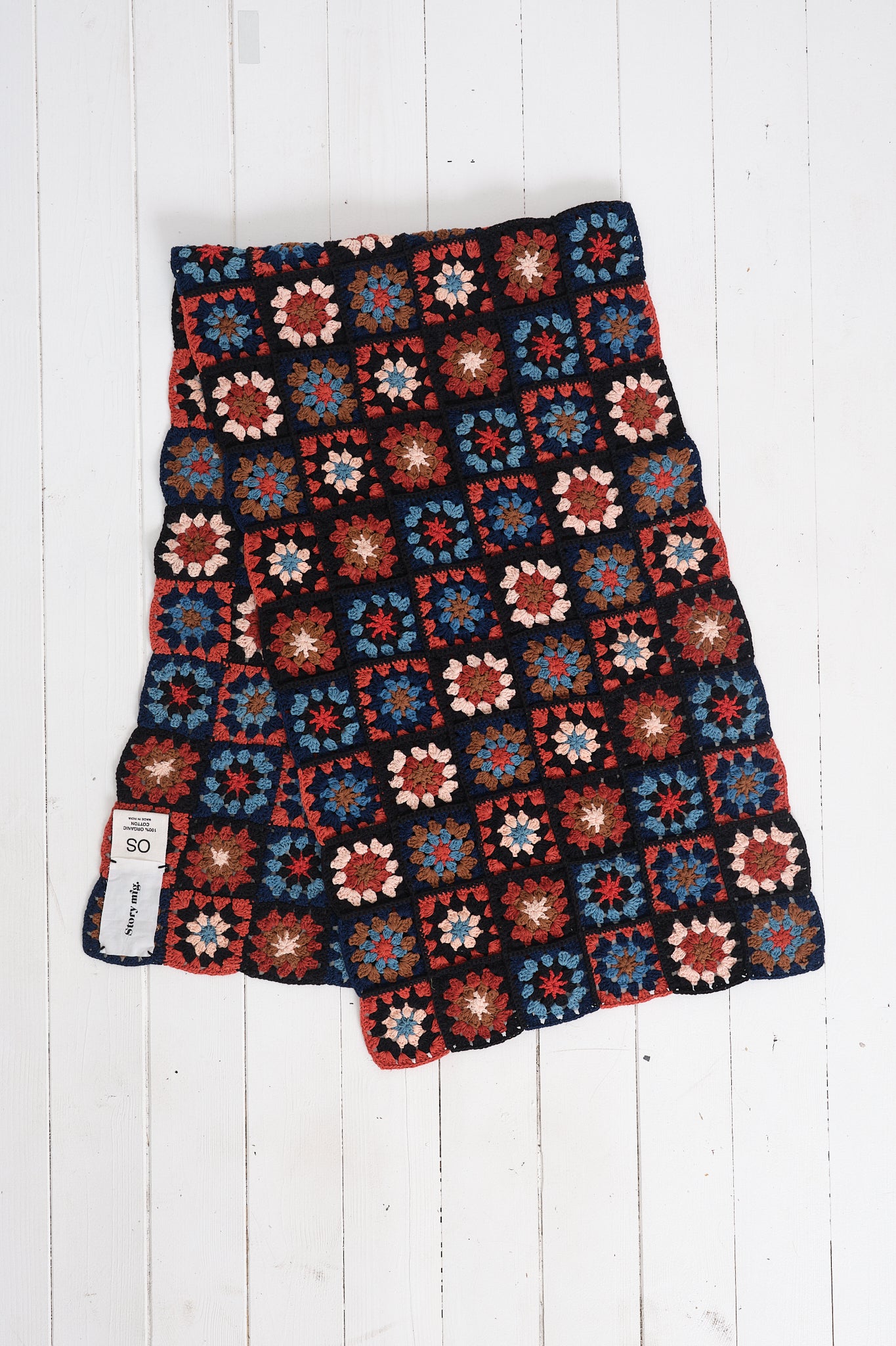 Piece Scarf - Is Lunar