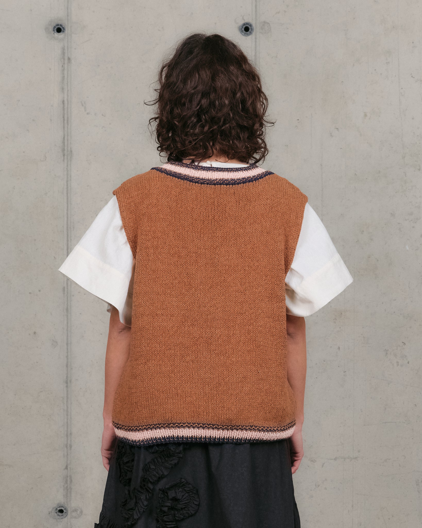 Bulb Knit Vest - Twisted Brown
