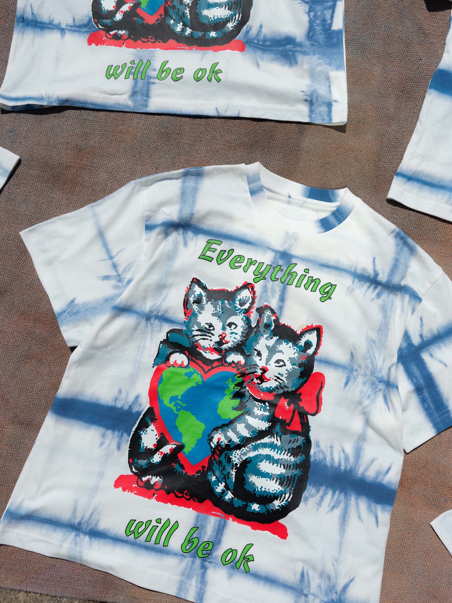 Grateful Tee SS - Indigo Kitten Courage