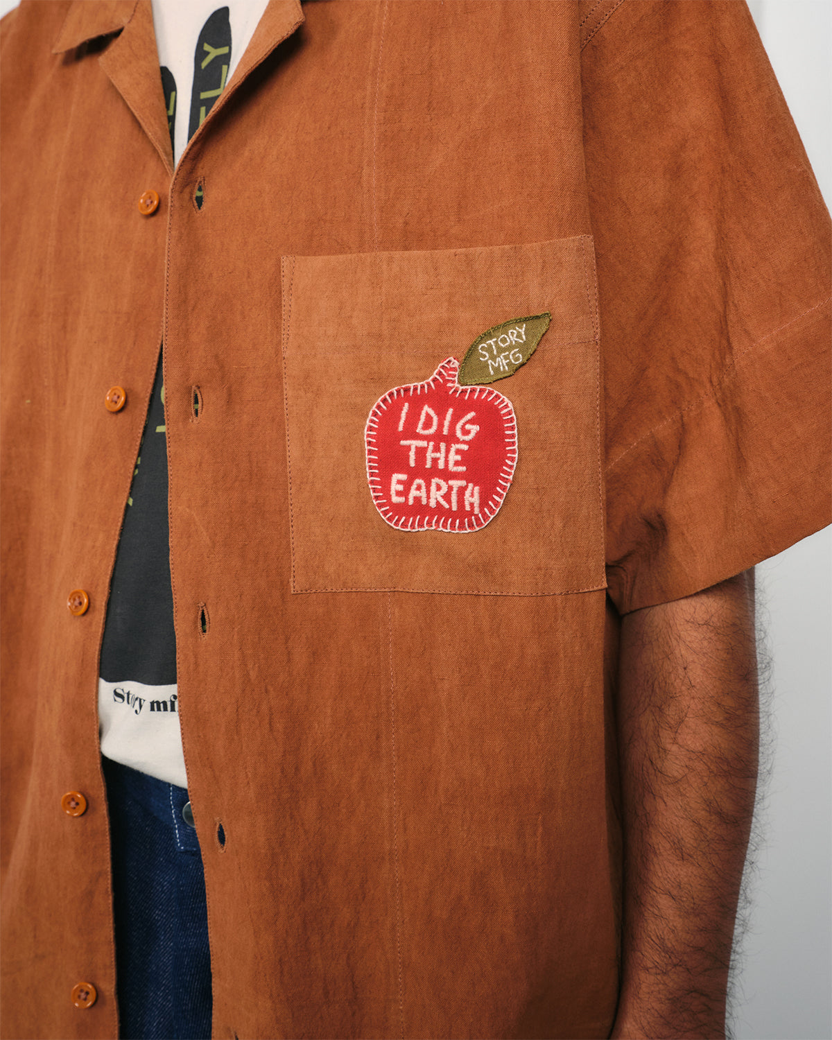 Greetings Shirt SS - Apple – Story mfg