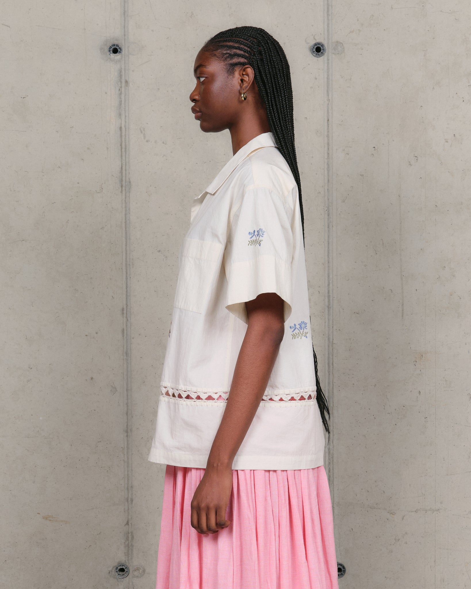 Greetings Shirt SS - Interrupted Embroidery