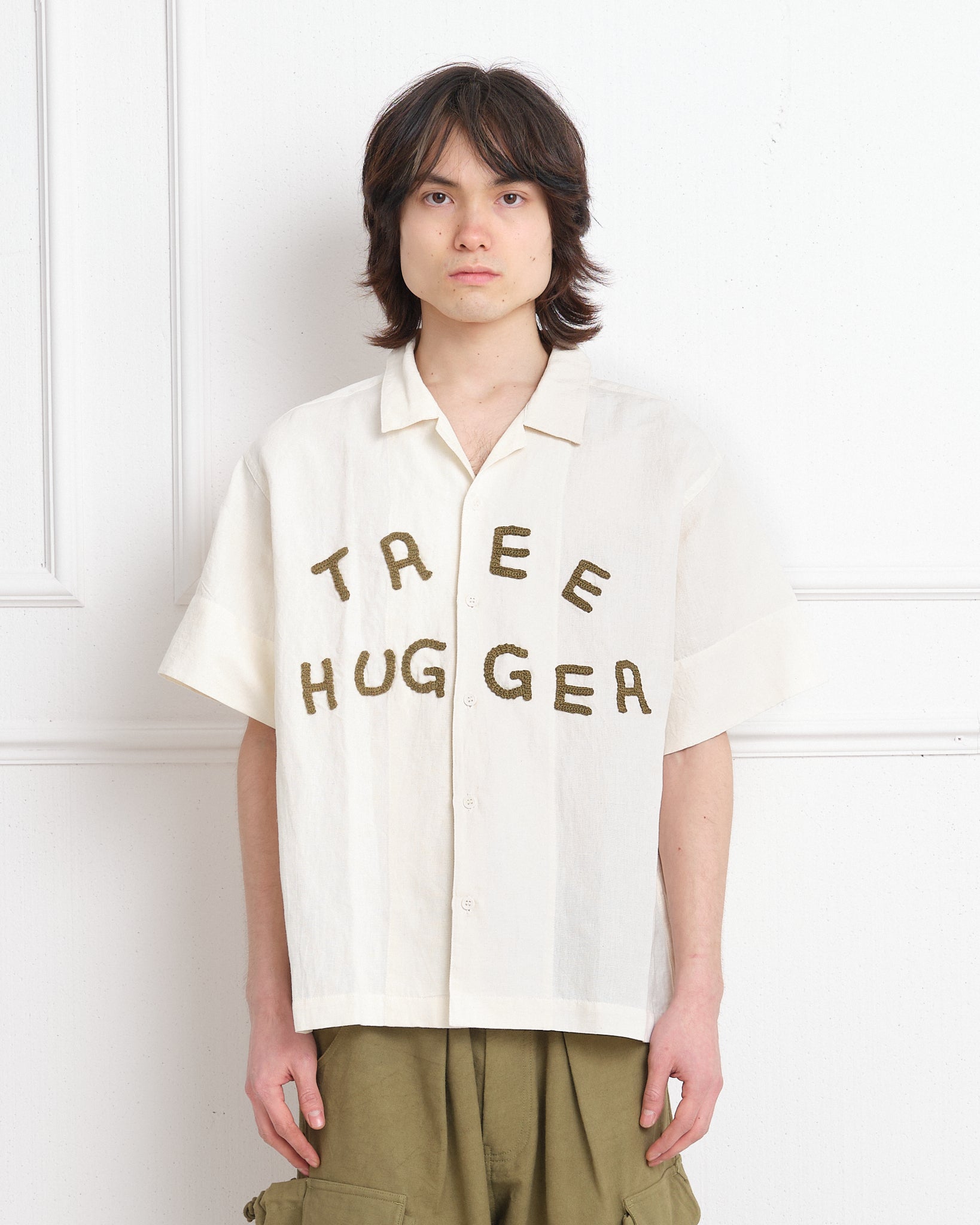Greetings Shirt SS - Ecru Tree Hugger