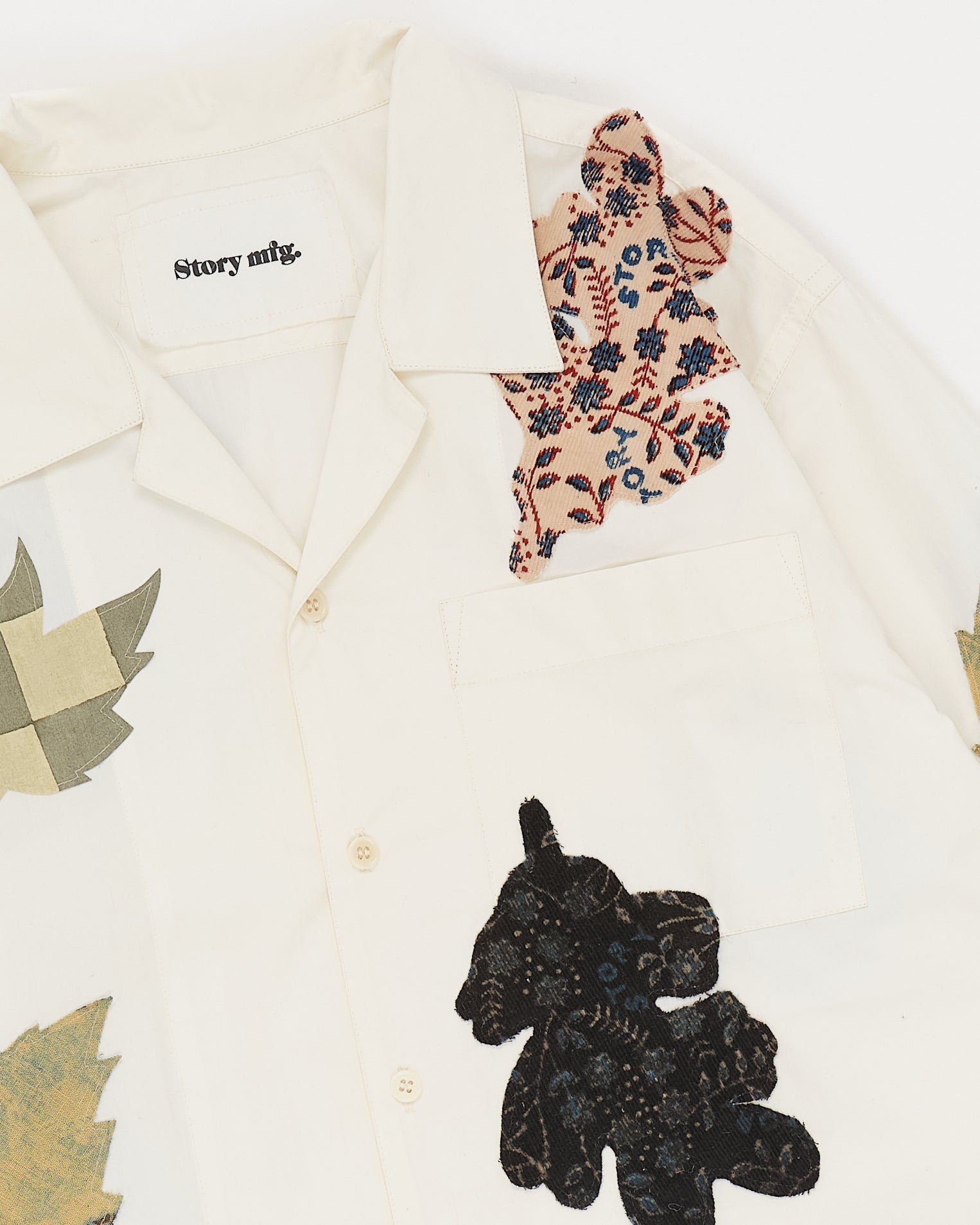 Greetings Shirt LS - Ecru Leaf Scatter