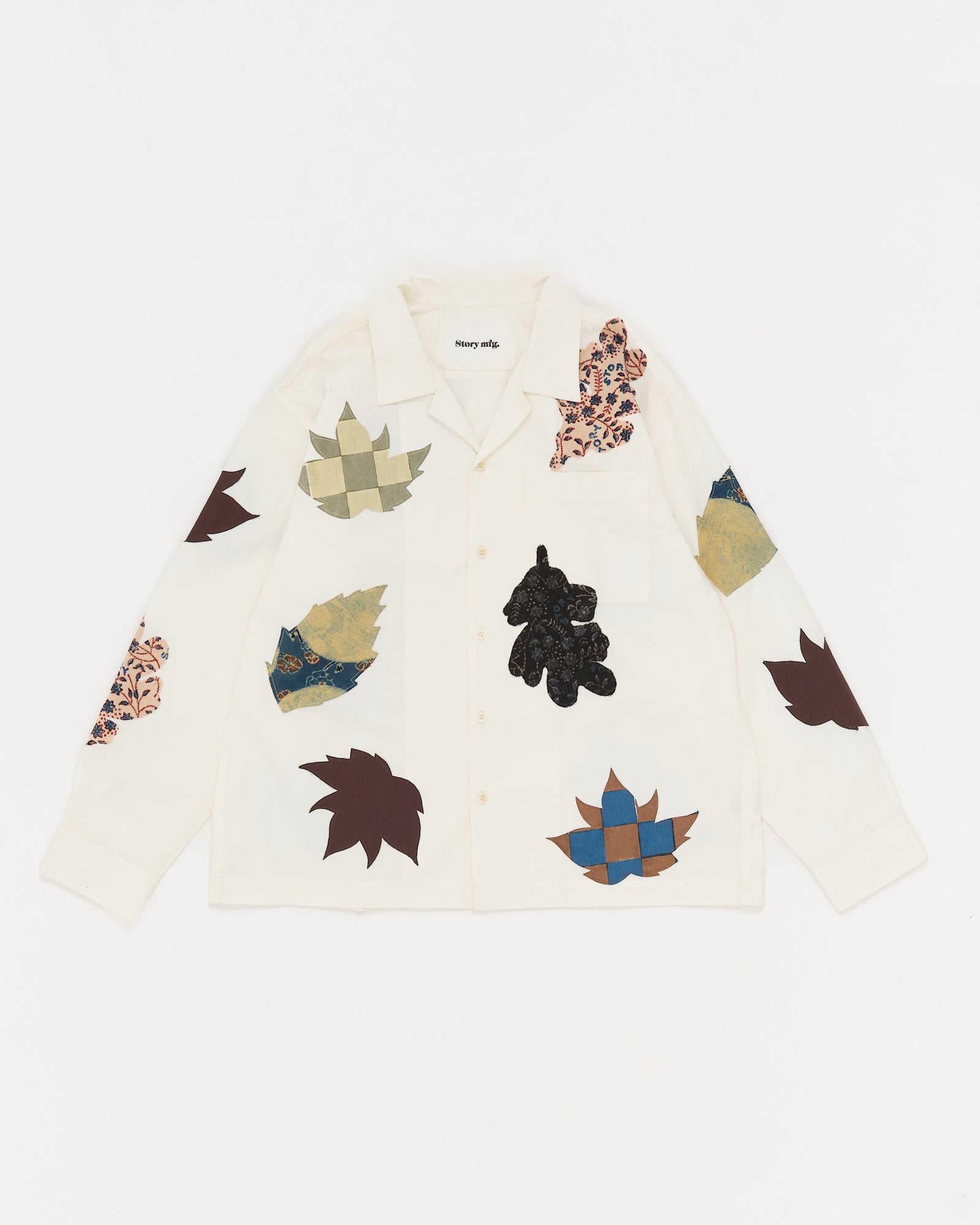 Greetings Shirt LS - Ecru Leaf Scatter