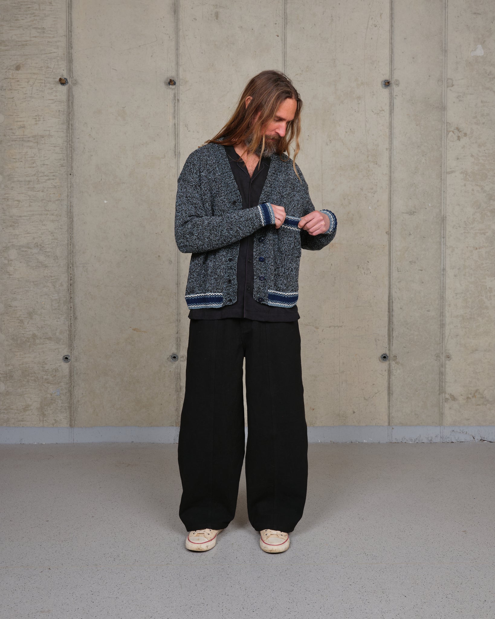 Bulb Cardigan - Twisted Black