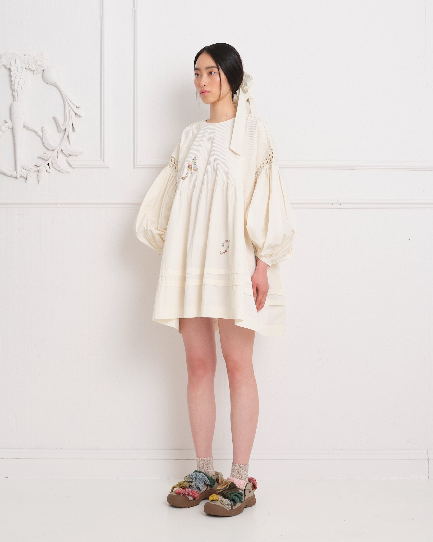 【Story mfg.】Off-WHITE Mon Dress ワンピース Story mfg.】Off-WHITE Mon Dress ワンピース