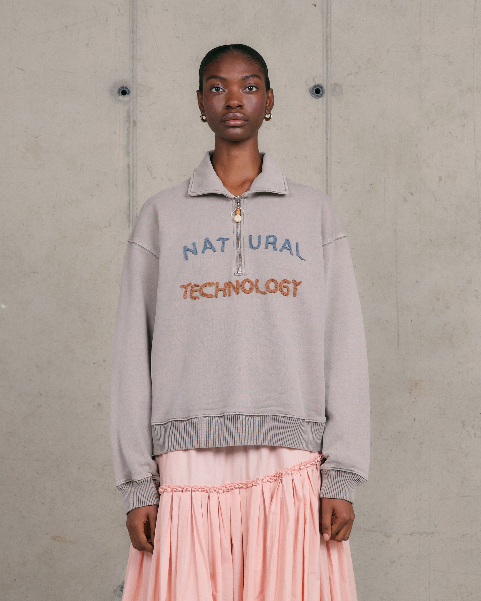 Geo Pullover - Soft Grey