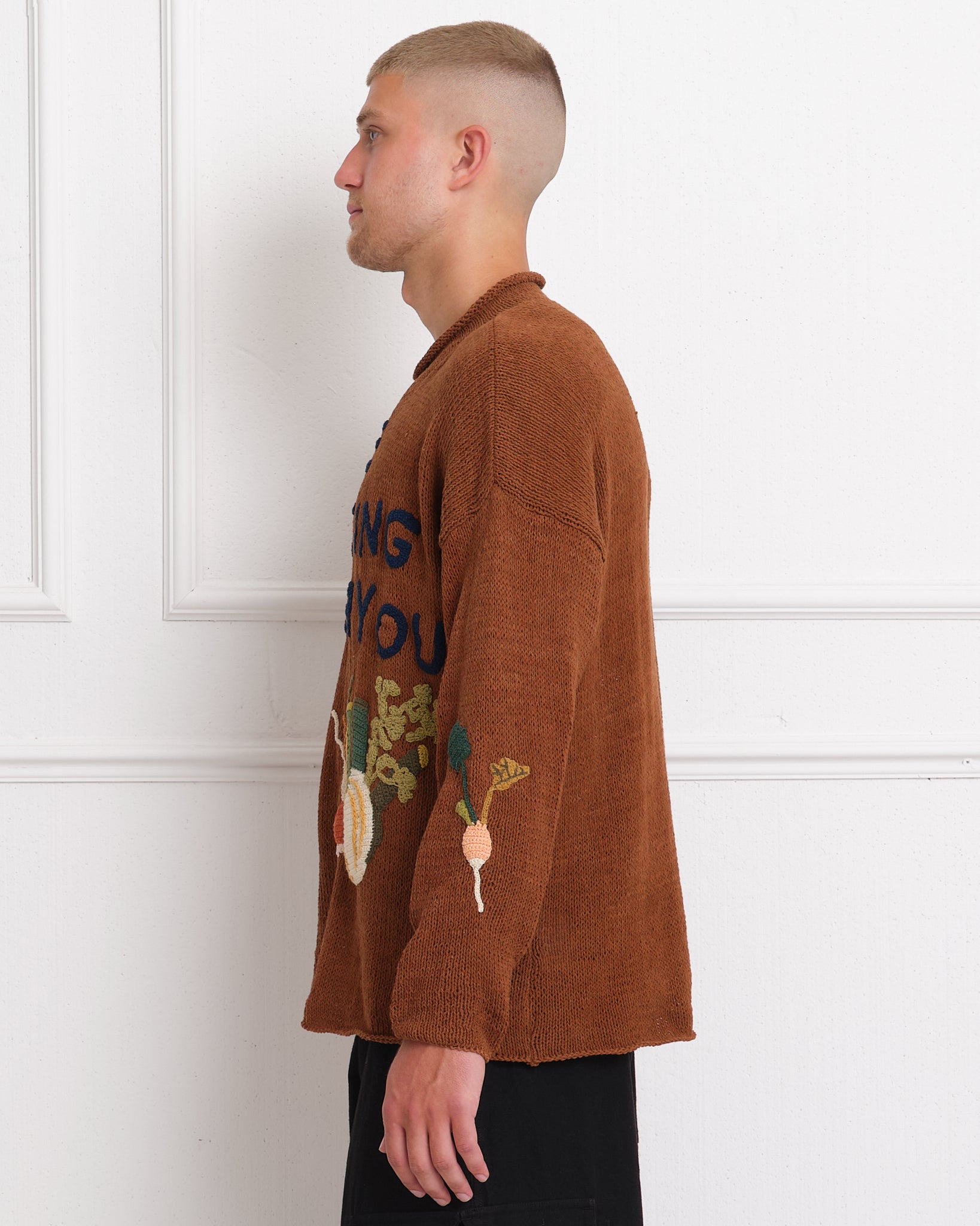 Root sweater shop